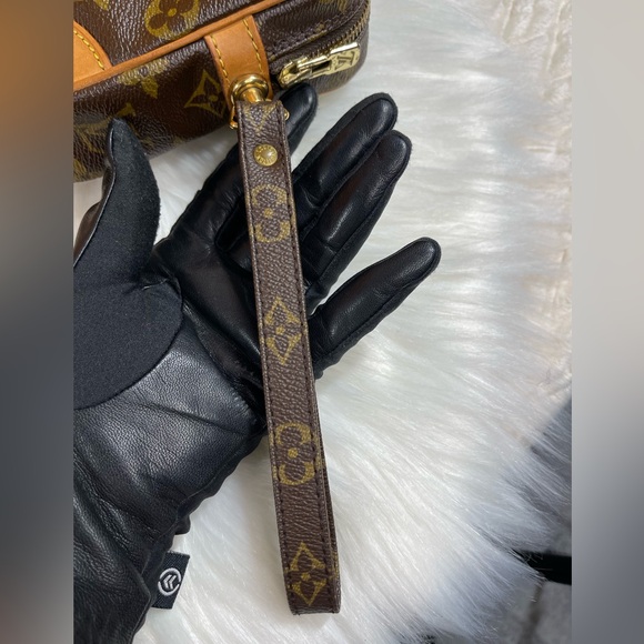 ❌SOLD❌ 🌸MARLY DRAGONNE GM CLUCTH BAG PURSE MONOGRAM - Picture 10 of 16